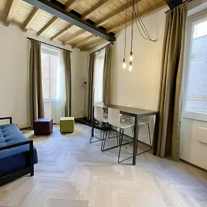 Appartamento Saragozza 3 Intero In Centro Storico Wifi E Parcheggio Gratuito, Modena